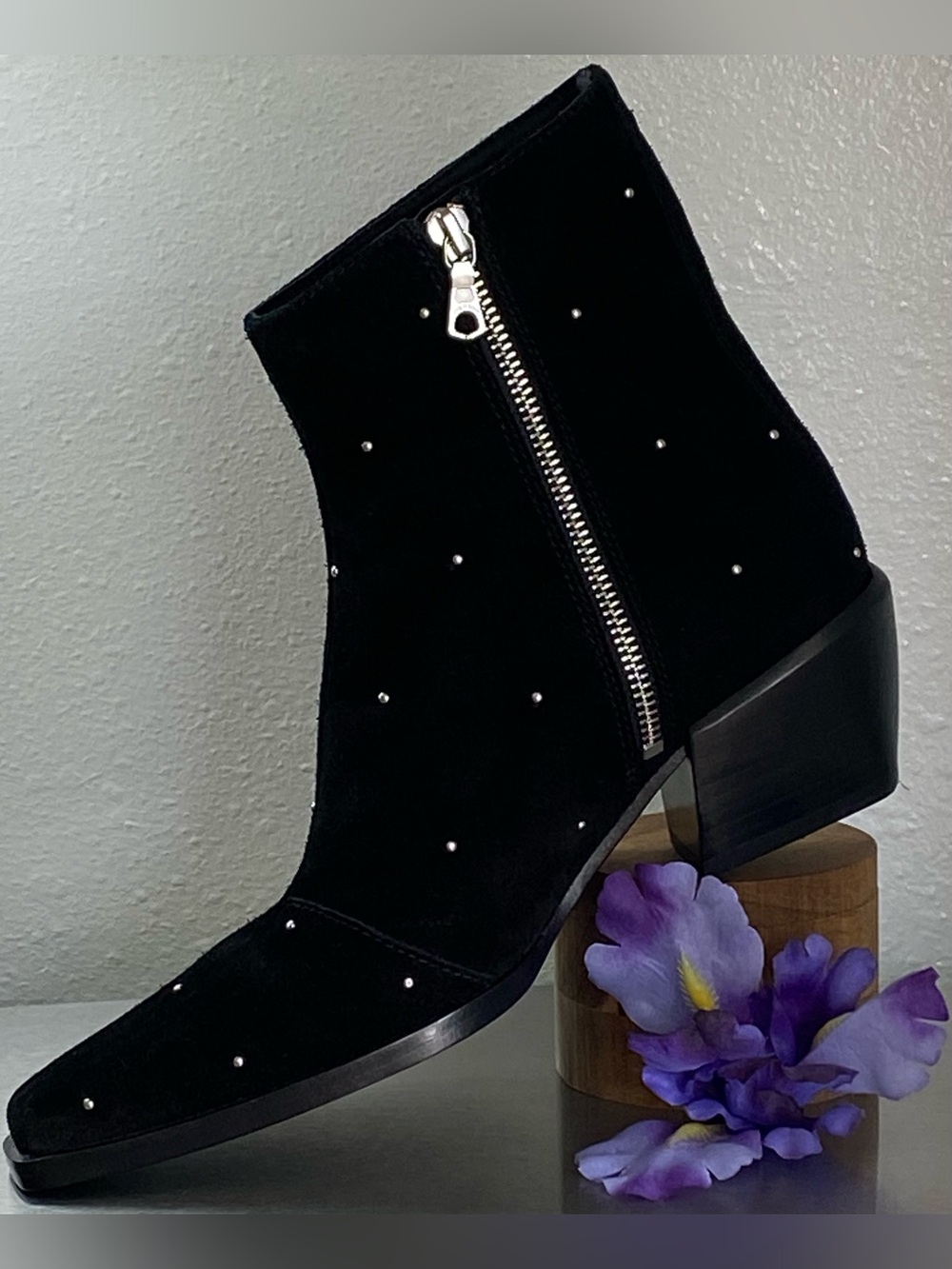 RAG AND BONE SUEDE LEATHER BLACK STUDDED ZIP UP ANKLE BOOTS